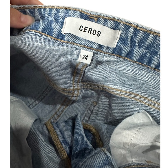 Ceros High Waisted Distressed Straight Leg Jeans Light Wash - Picture 3 of 5